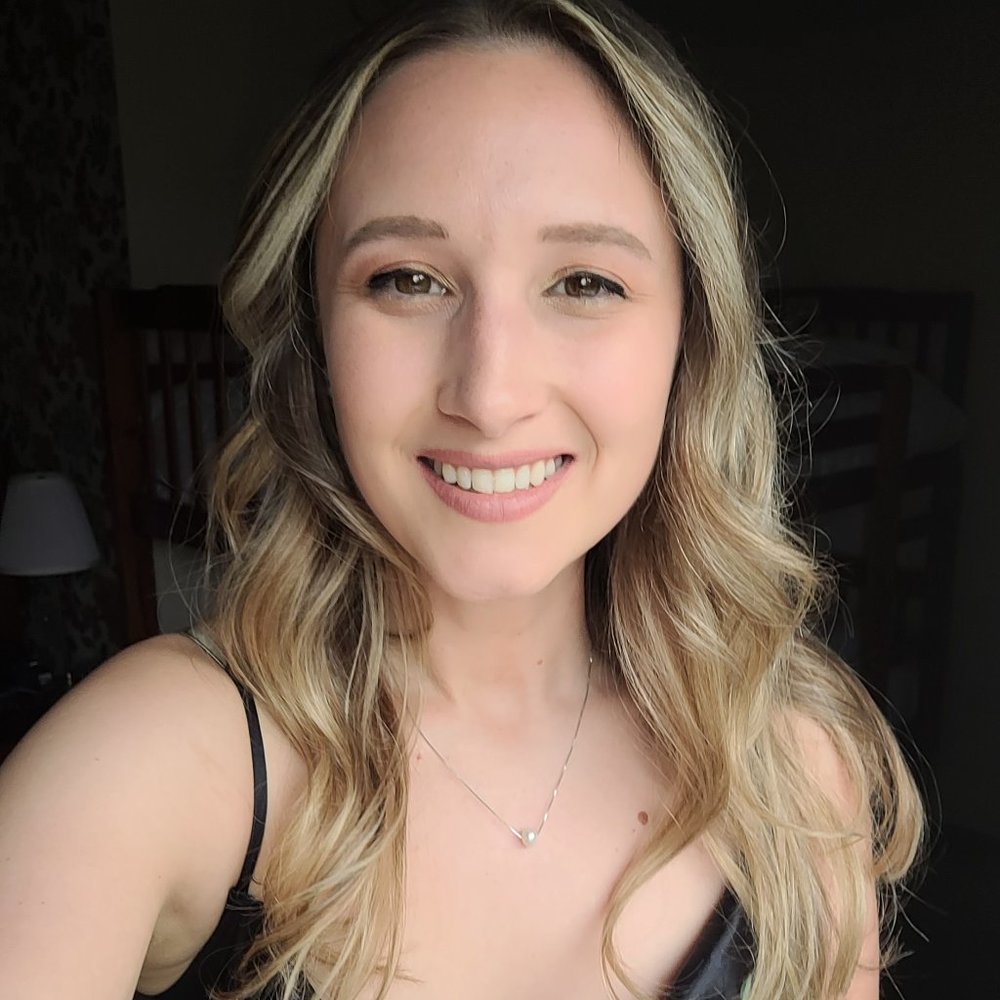 Meet your Posher, Lewissa